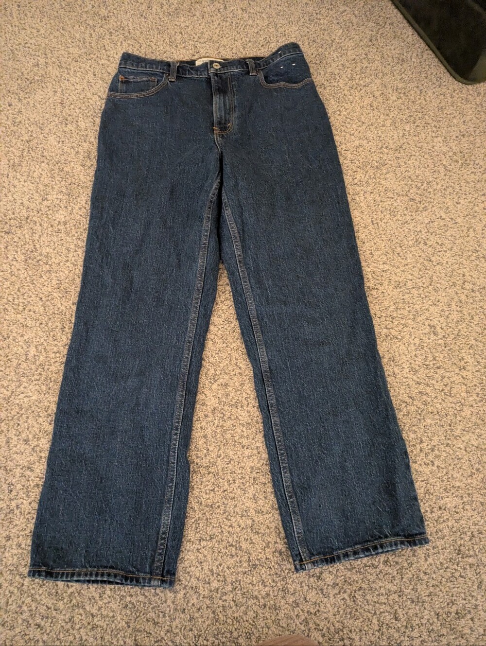 Abercrombie Ultra High Rise 90s Straight Jean - Picture 2 of 8